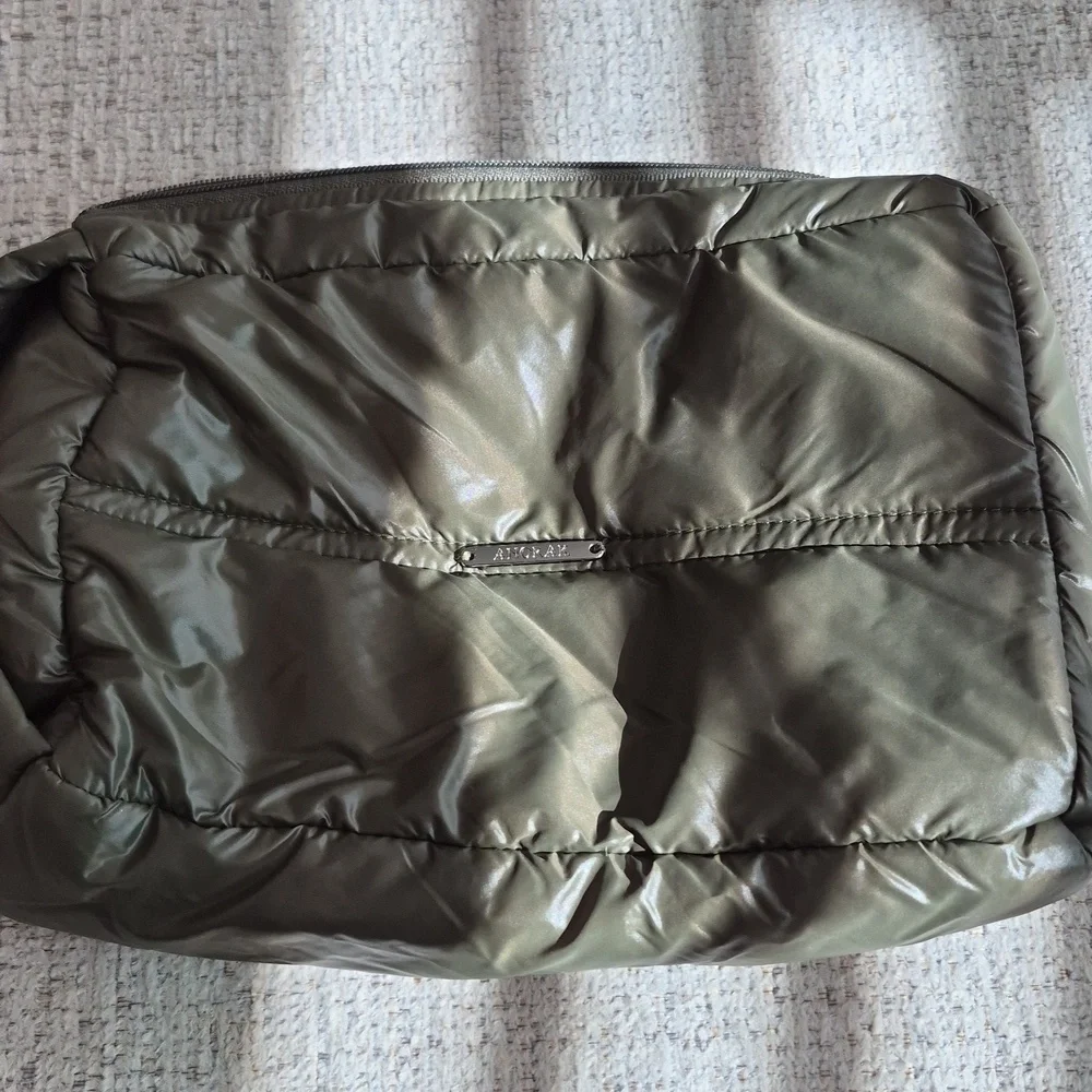 Anorak Green Puffer Cosmetic Bag - Zip Top with Handle